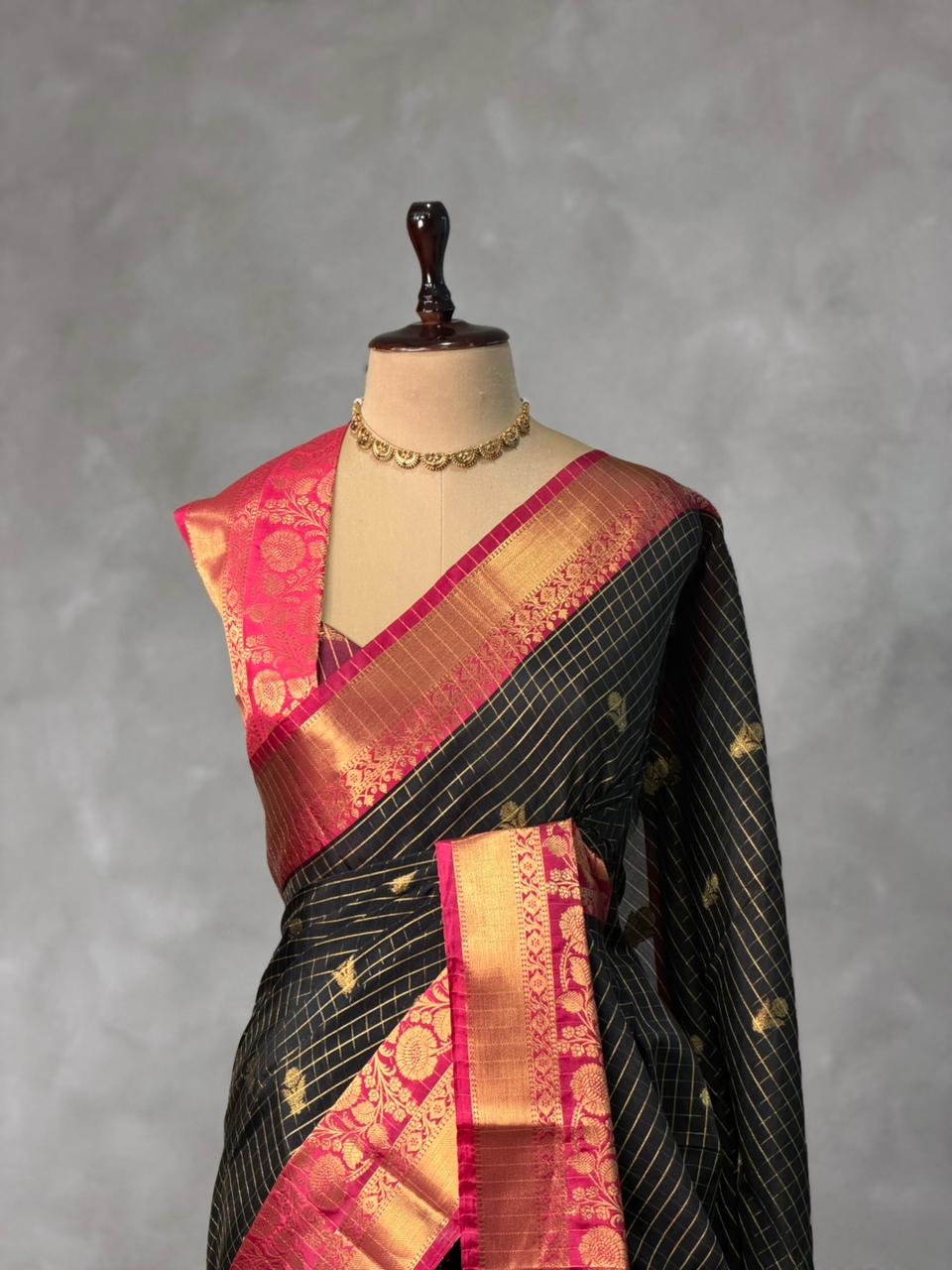 Black and Magenta semi Banarasi silk saree -MPS45A