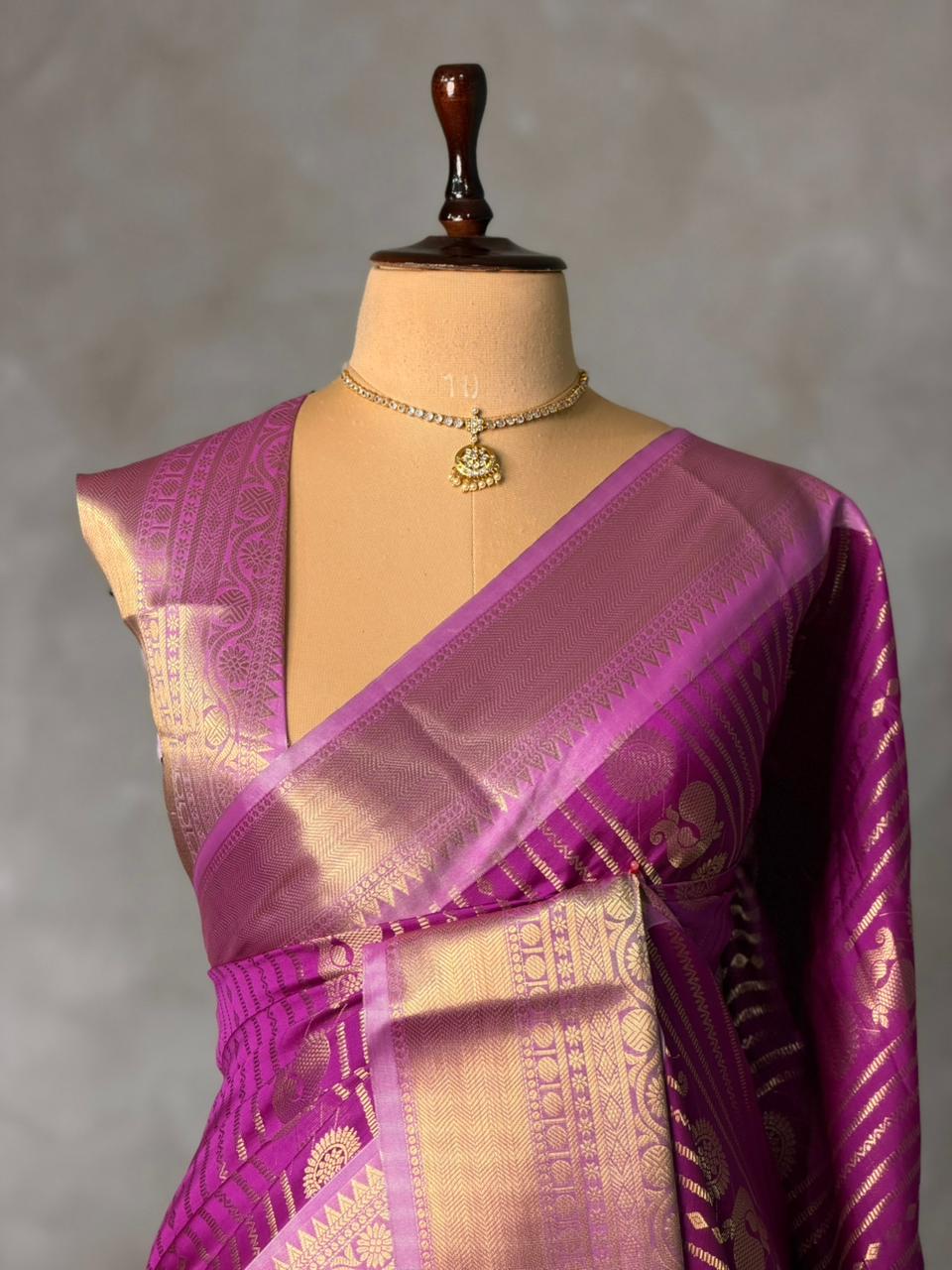 Magenta banarasi silksaree -LZ8J