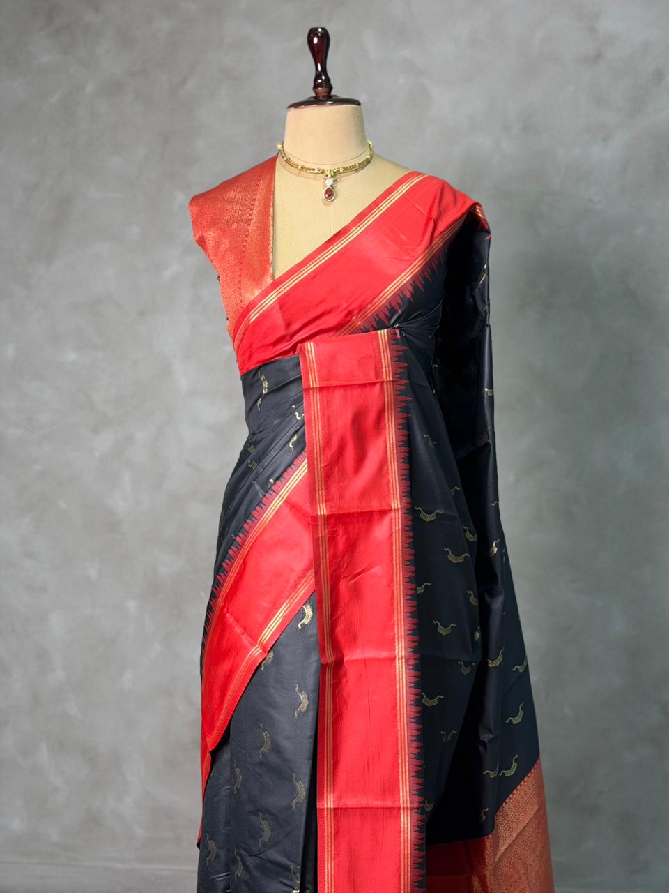 Black and Red silk saree - PBR22E