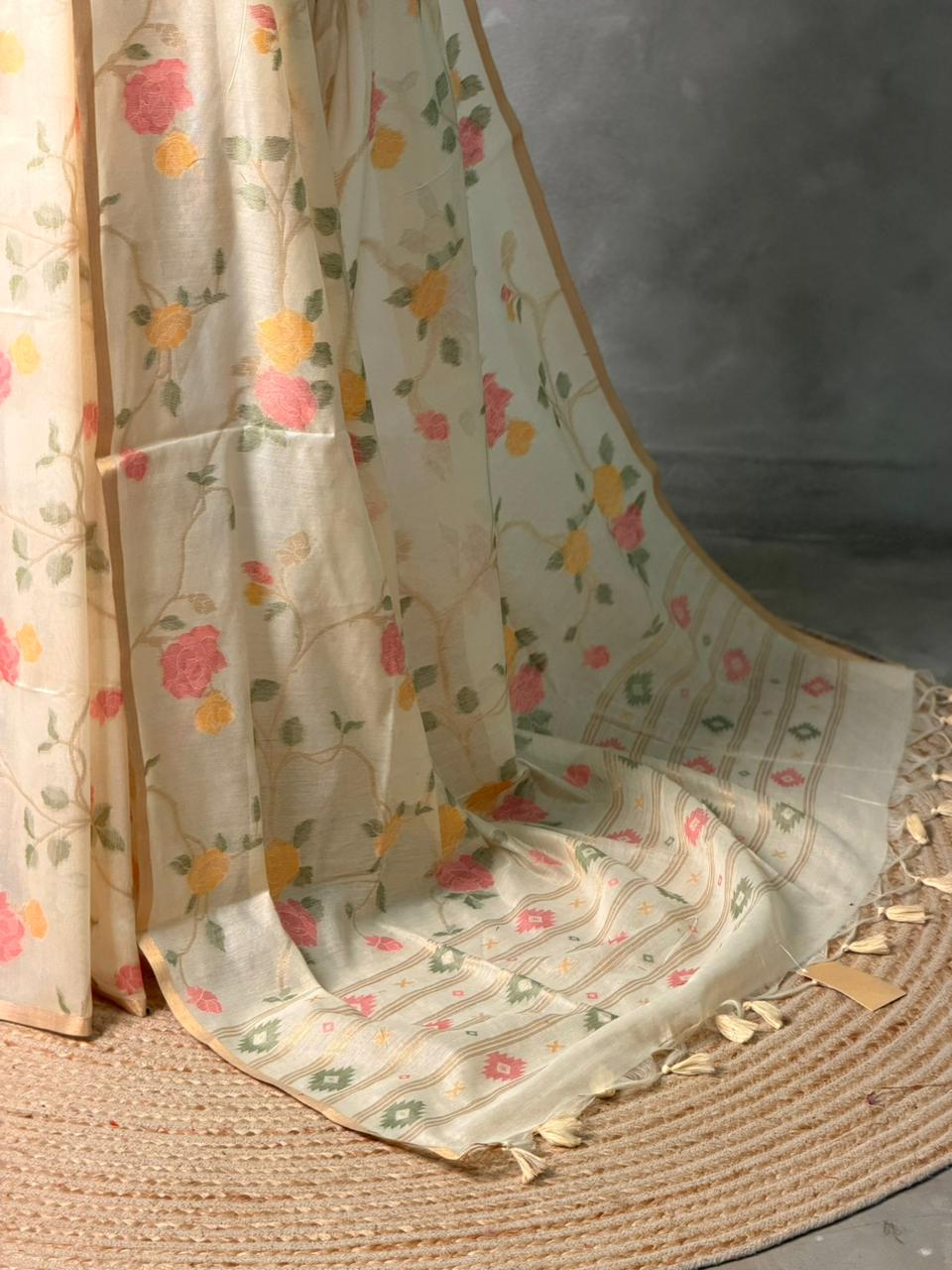 Off white Jamdani Silk cotton saree- PBR4N3