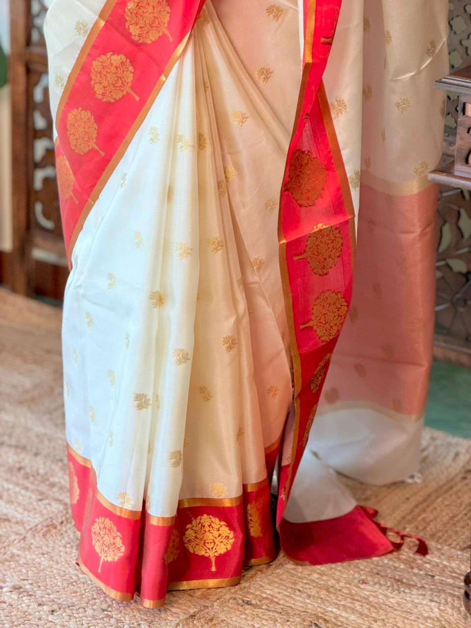 Off whit and Red Banarasi silk saree - ONAM26A