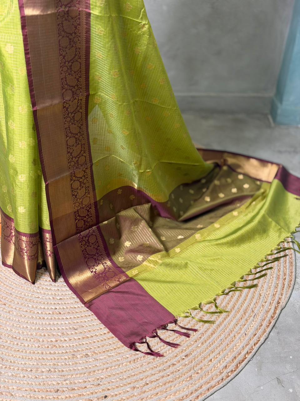 Green and maroon banarasi silksaree -LZ9A