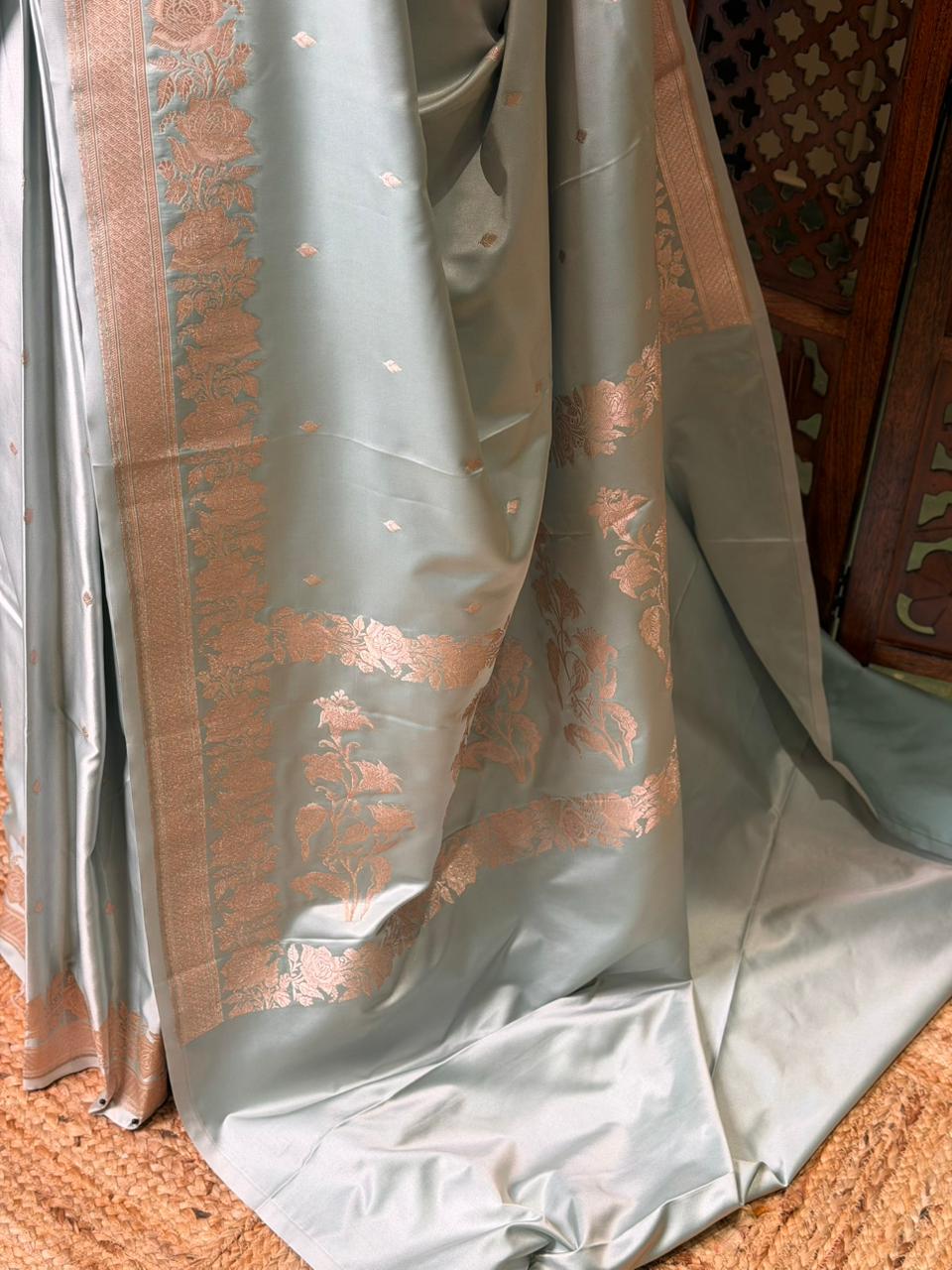 Pastal Blue pure zatin Banarasi silk saree - RAZ2A