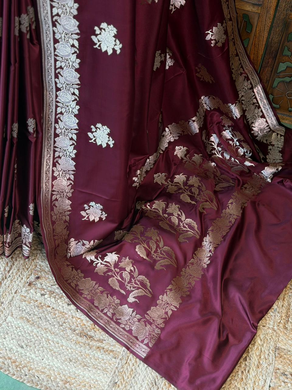 Deep maroon pure zatin Banarasi silk saree - RAZ1C