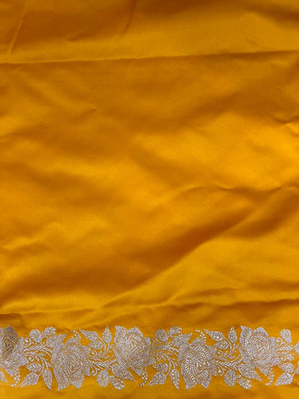 Yellow pure zatin Banarasi silk saree - RAZ1D