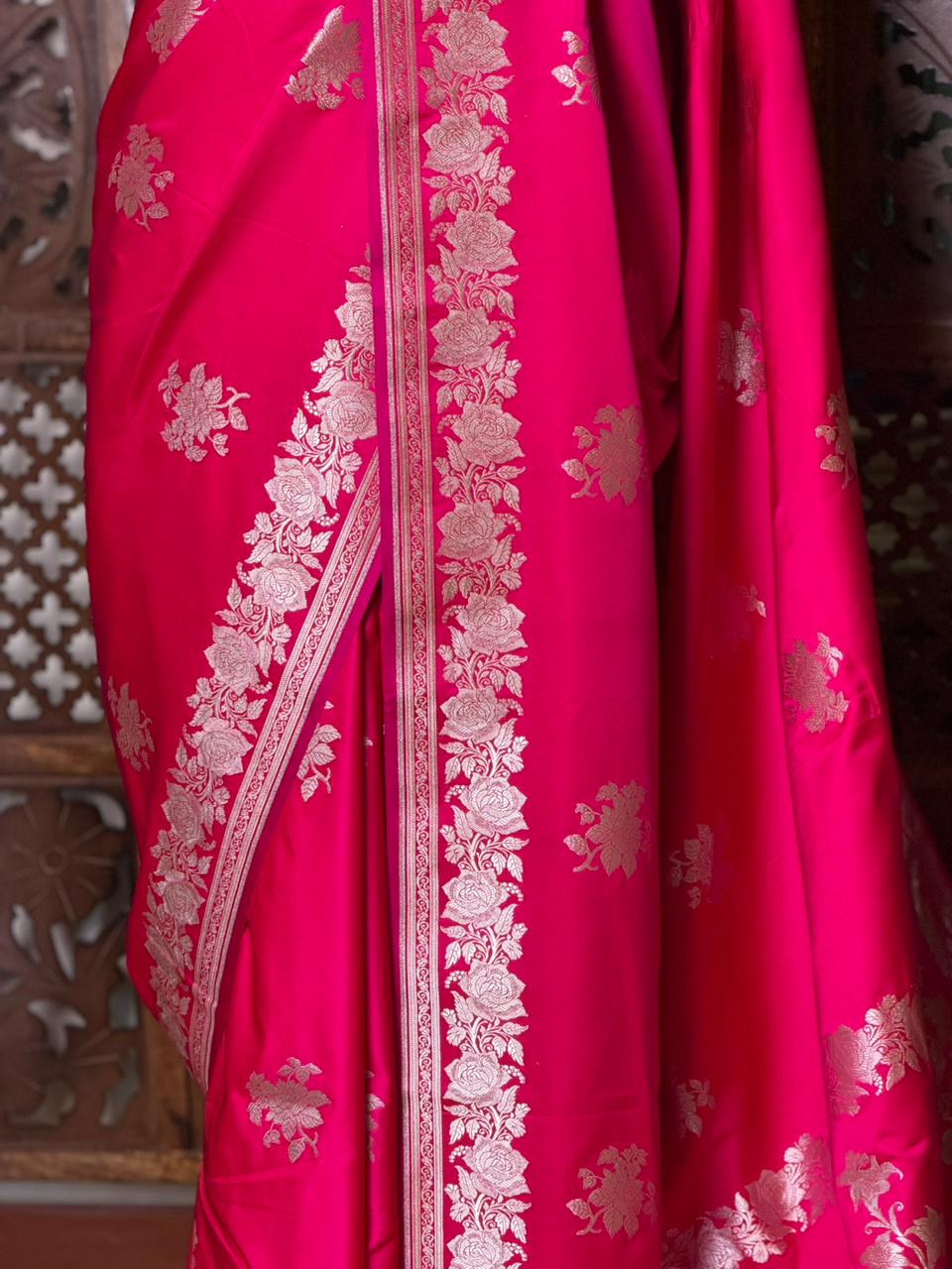 Rani pink pure zatin Banarasi silk saree - RAZ1E