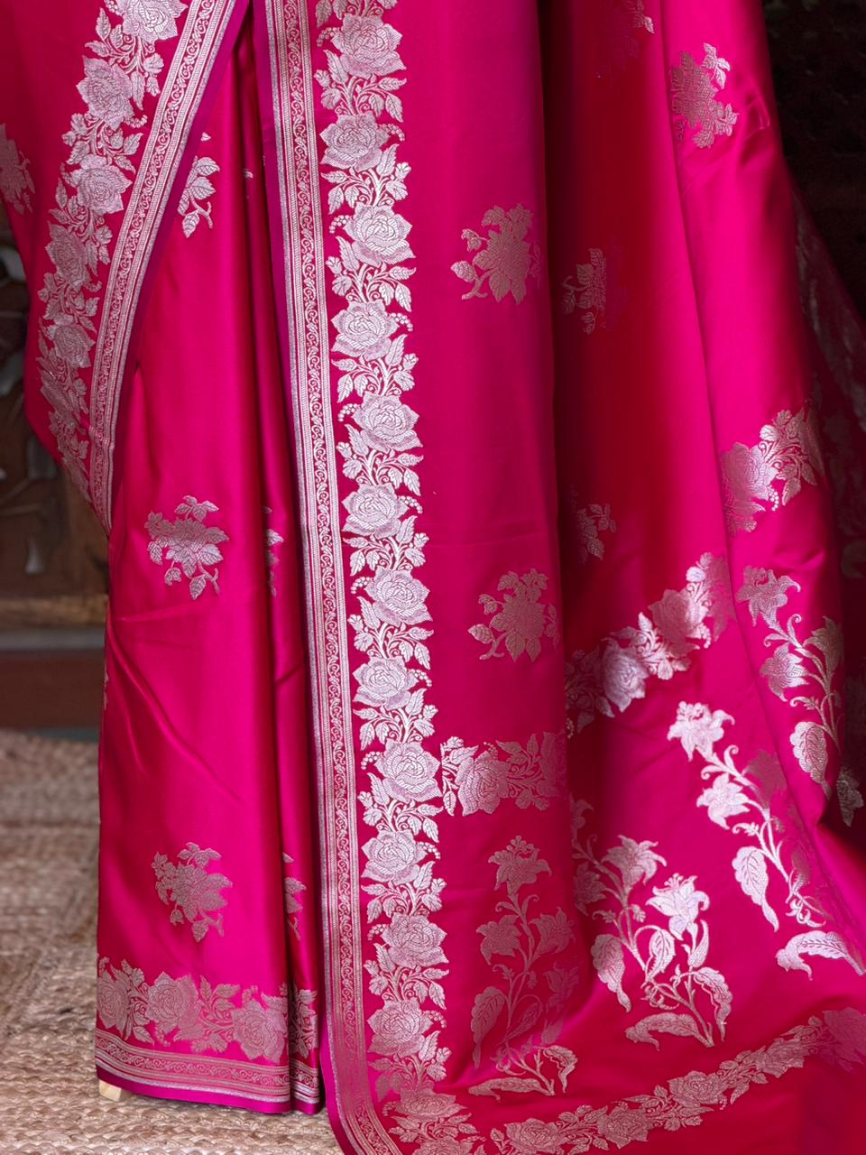 Rani pink pure zatin Banarasi silk saree - RAZ1E