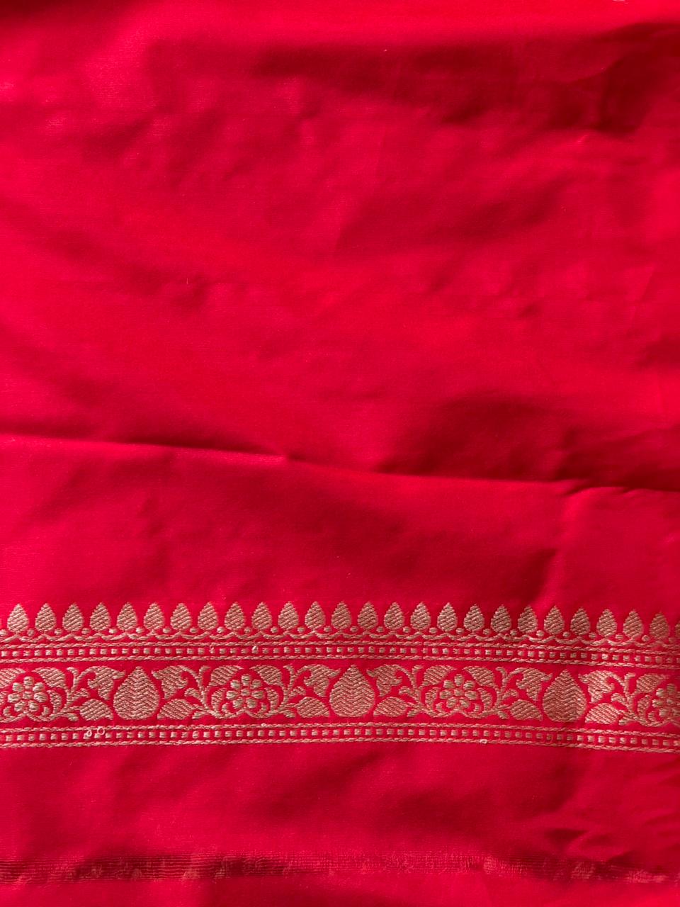 Red Katan Banarasi silk saree - RAZ3