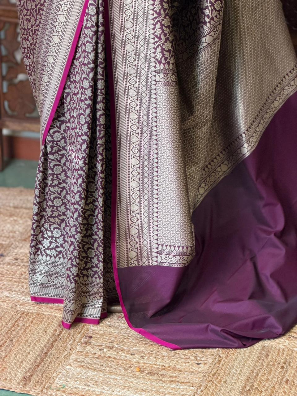 Deep Purple Katan Banarasi silk saree - RAZ3A