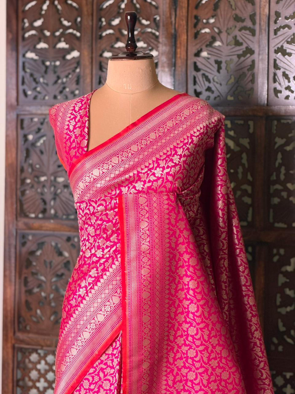 Rani pink Katan Banarasi silk saree - RAZ3B