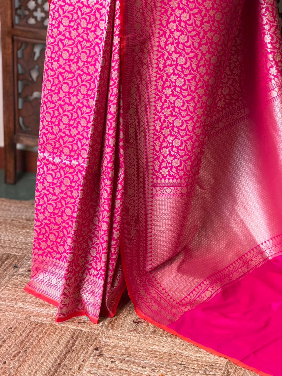 Rani pink Katan Banarasi silk saree - RAZ3B