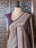 Deep Purple Katan Banarasi silk saree - RAZ3H