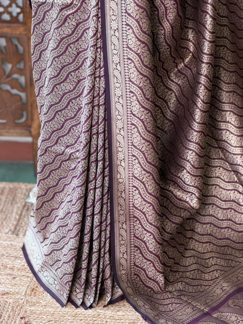 Deep Purple Katan Banarasi silk saree - RAZ3H