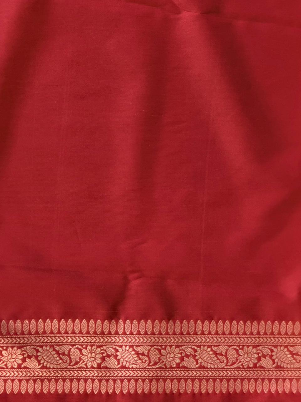 Red Katan Banarasi silk saree - RAZ3J