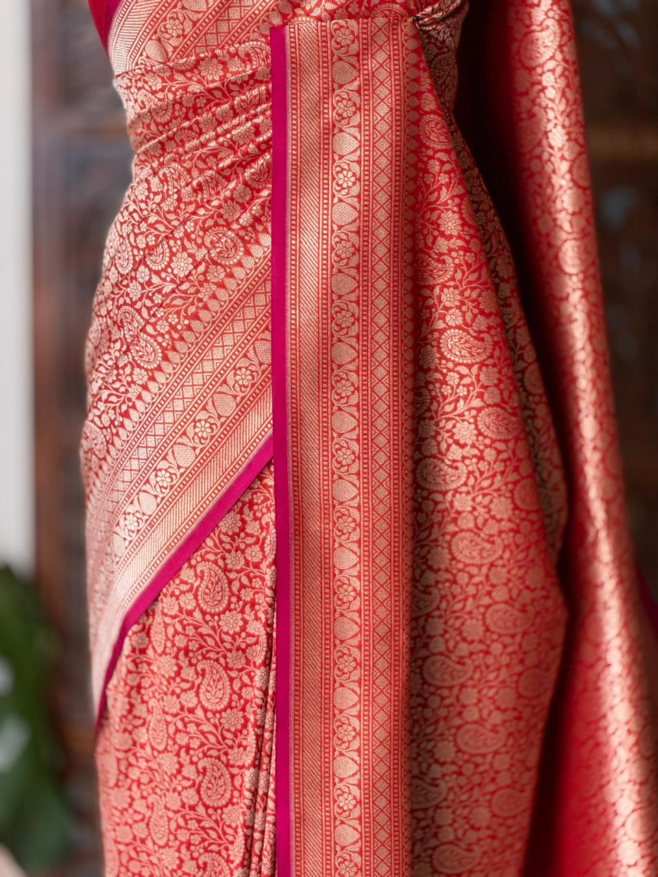 Deep Orange Katan Banarasi silk saree - RAZ3N