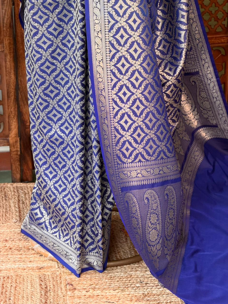 Royal blue Katan Banarasi silk saree - RAZ3V