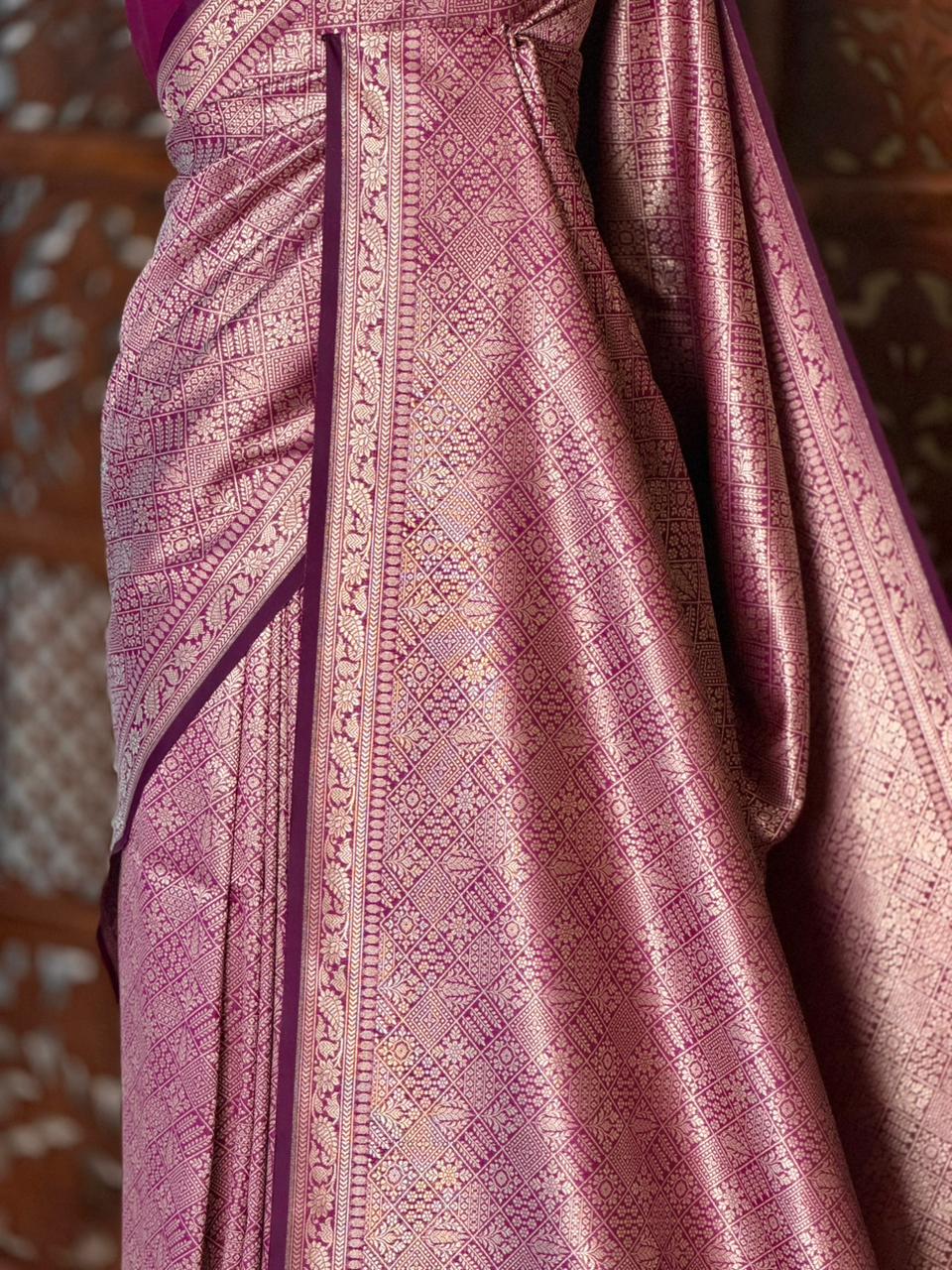 Magenta Katan Banarasi silk saree - RAZ3P