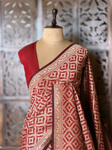 Deep Maroon Katan Banarasi silk saree - RAZ3Y