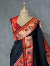 Black pochampalli silk Saree - PBRKIV4E