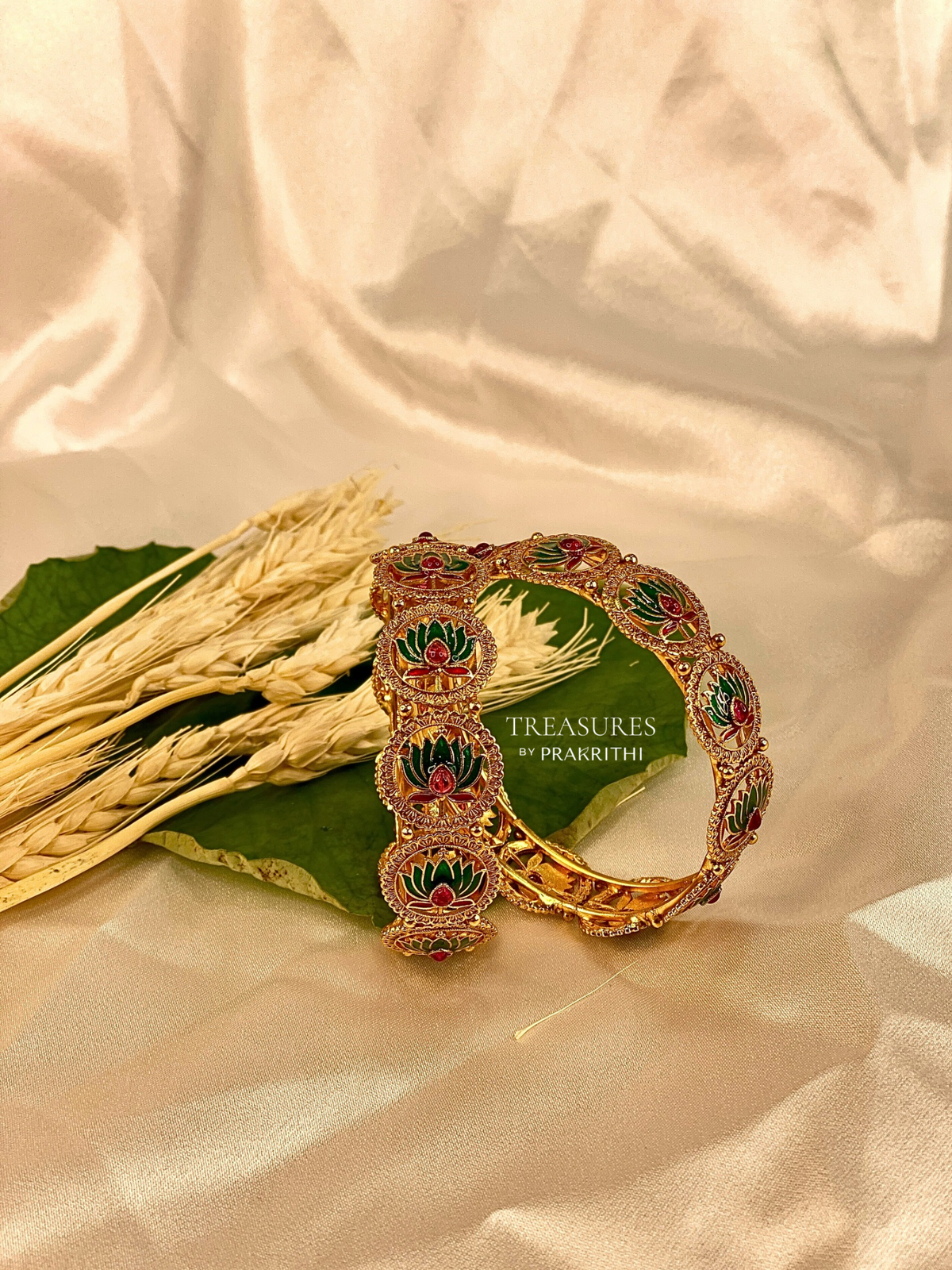 Lotus bangle green- JB1 (size 2.8)