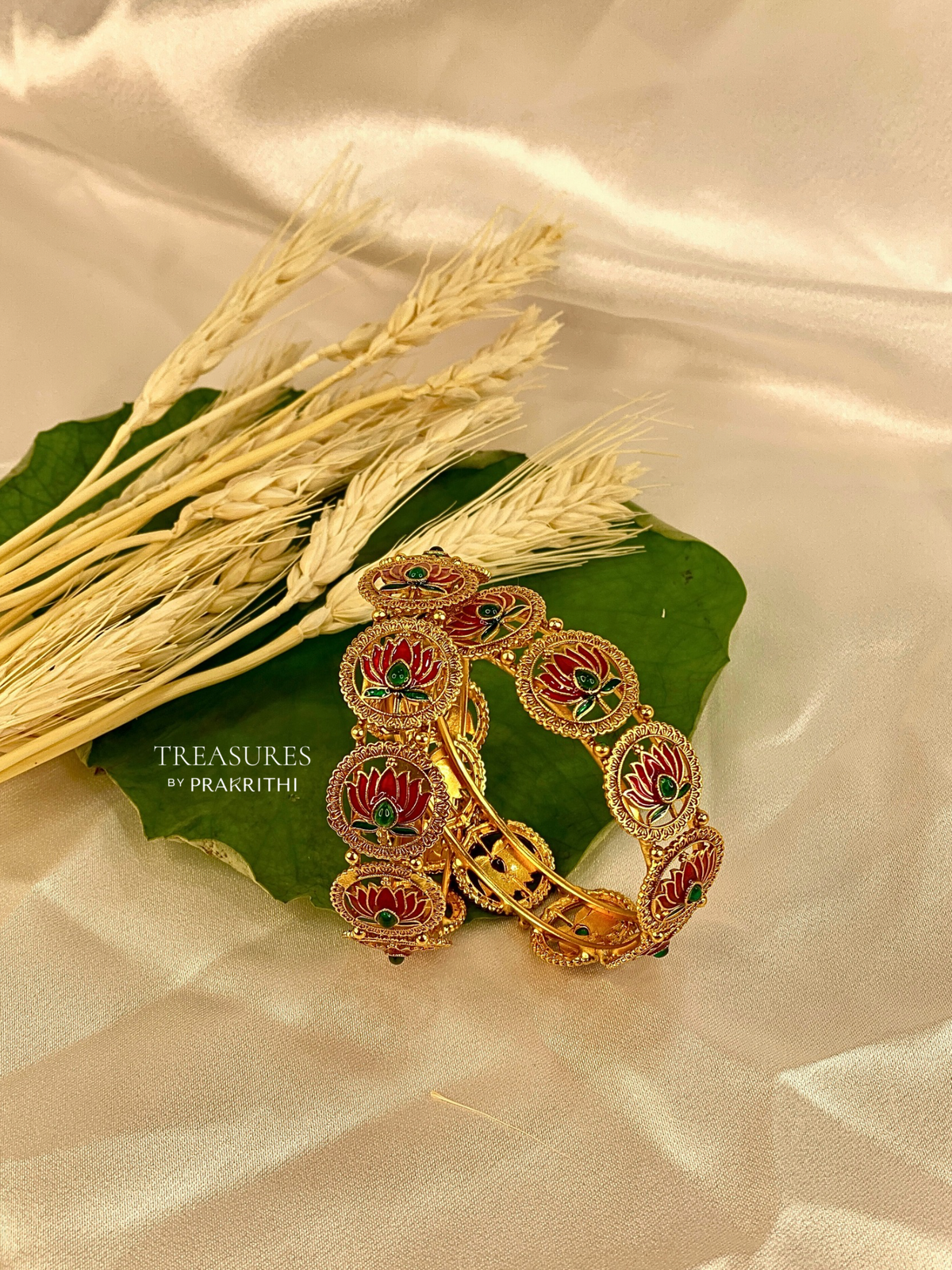Lotus bangle pink- JB2(size 2.6)