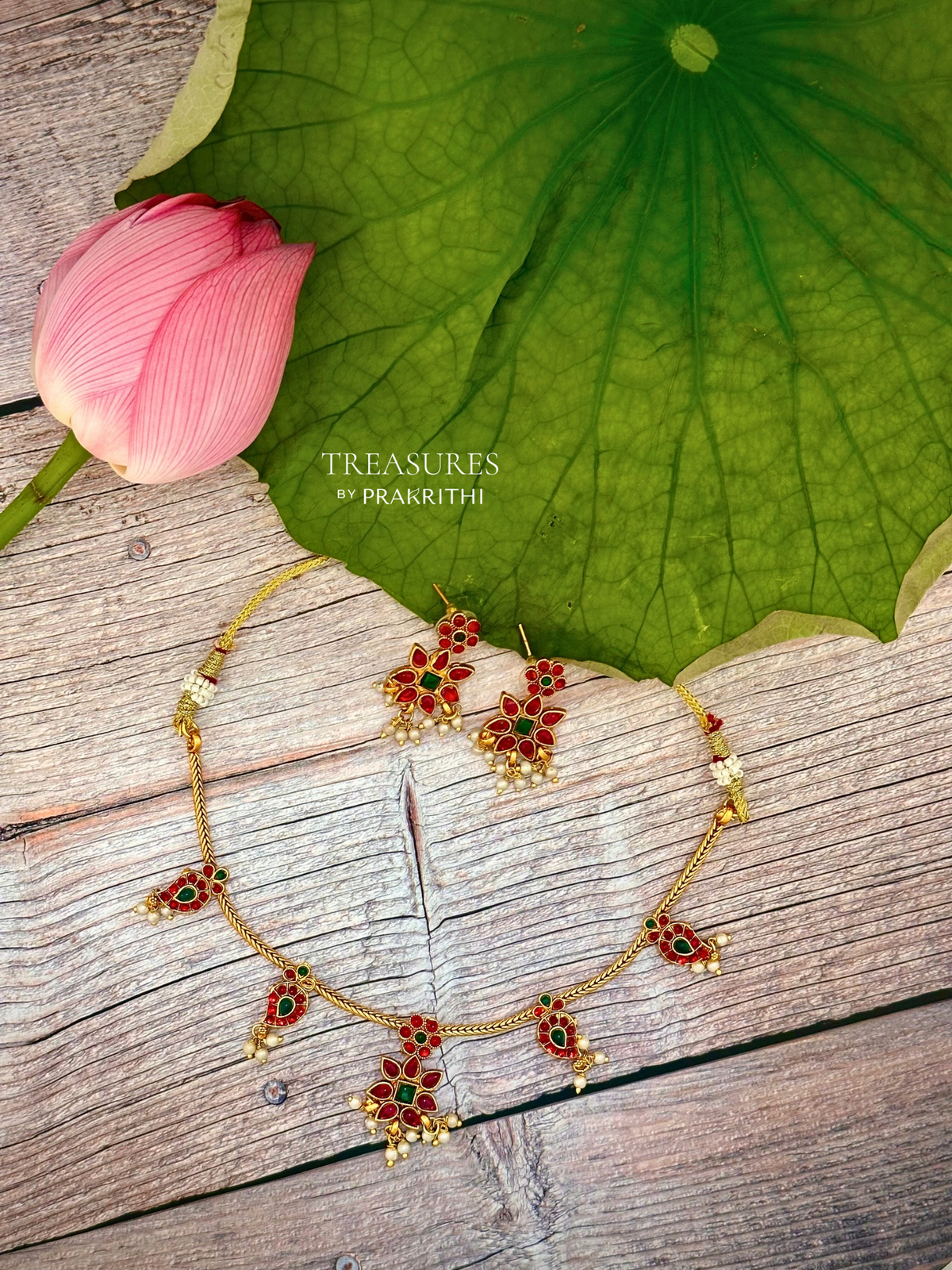 Antique floral Necklace - jN4