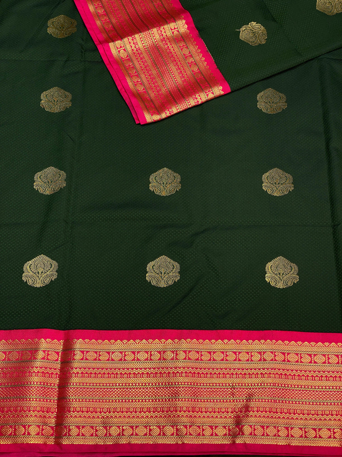 Green and magenta soft silk saree - PSS059A