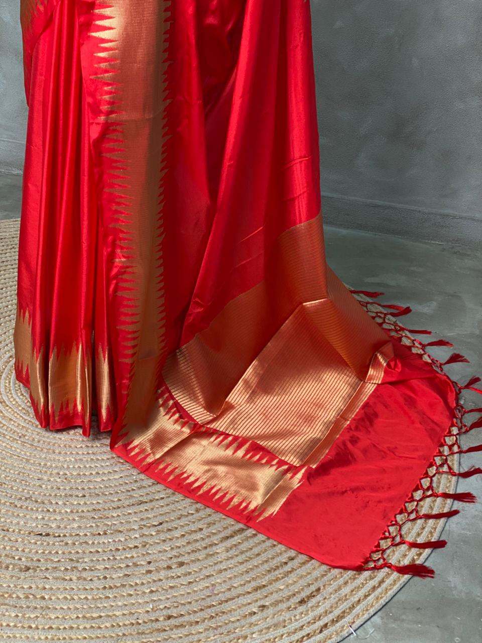Red Semi katan Banarasi silk saree- MPS23C