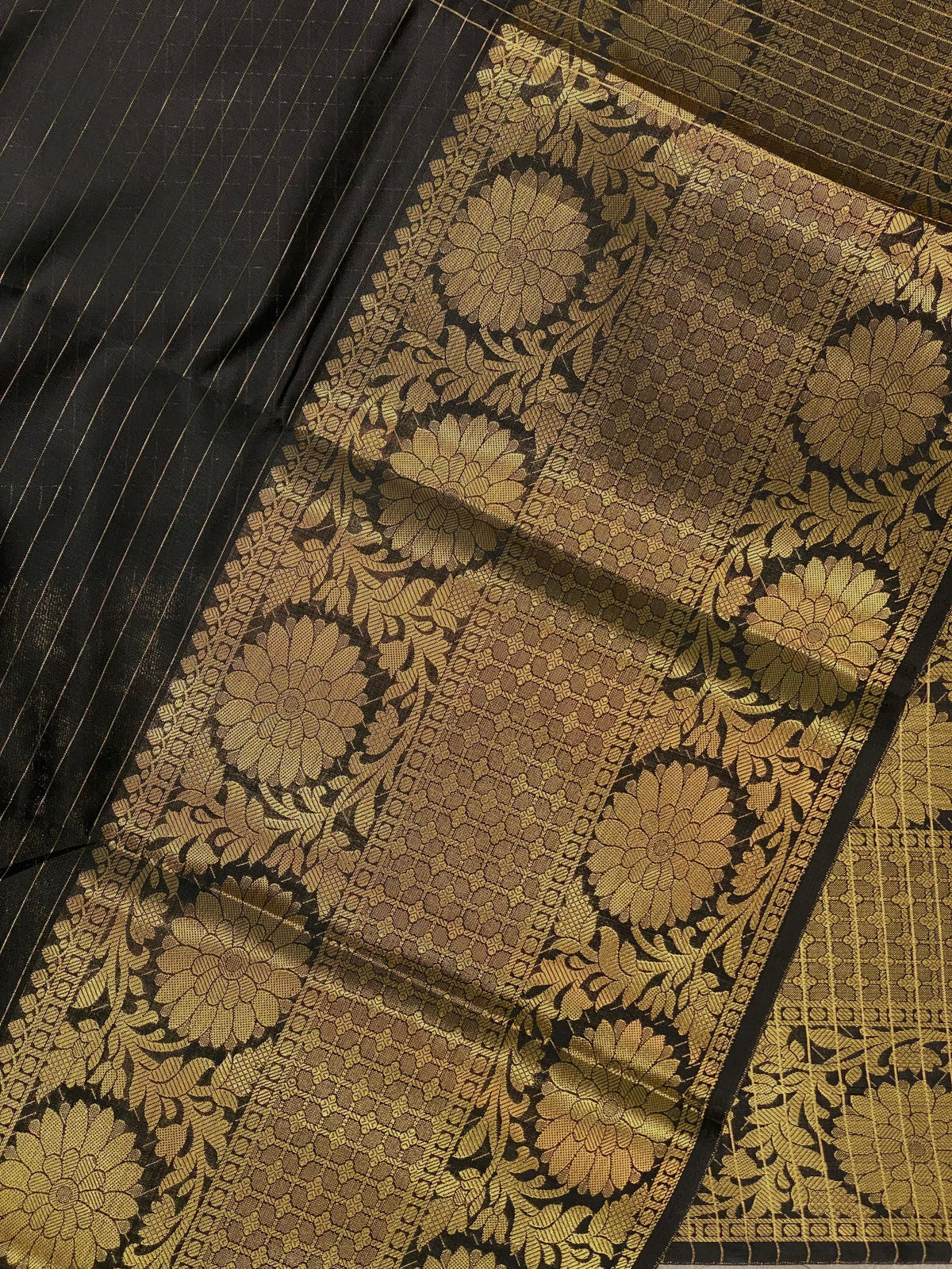 Black Semi Banarasi saree - LZ9A