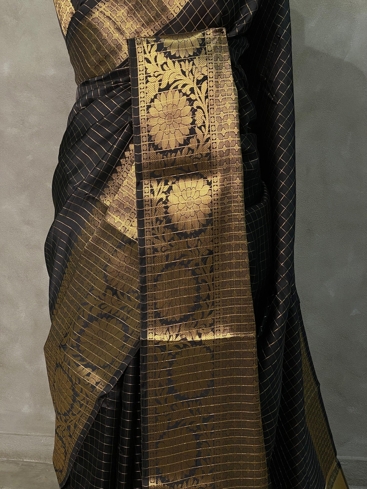 Black Semi Banarasi saree - LZ9A
