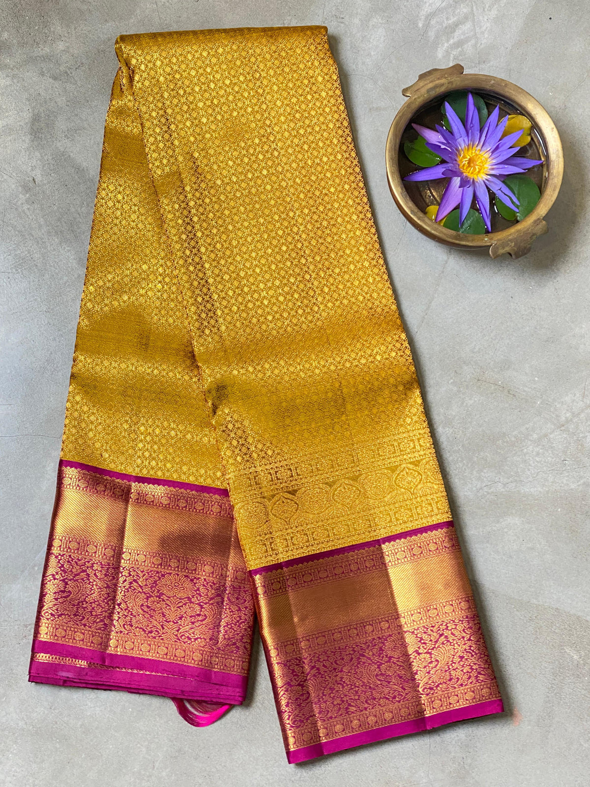 Pure kanchipuram 2g zari saree - PK17